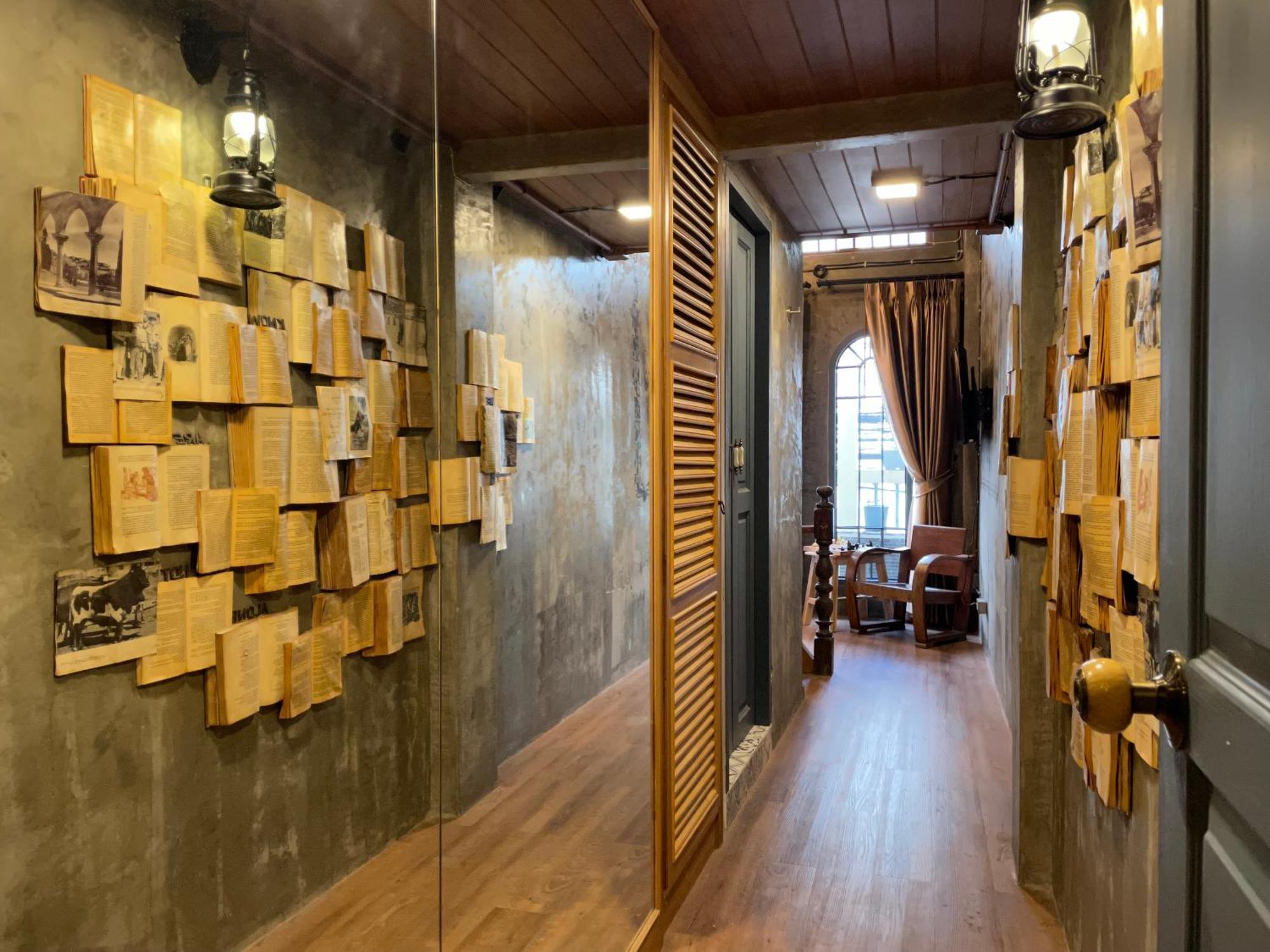 Central Old Town Cottage Банкок Екстериор снимка